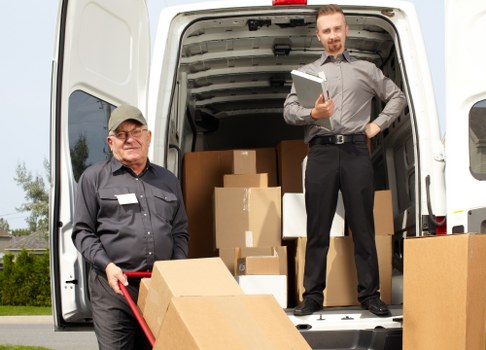 Professional Dulwich moving service transporting furniture and boxes efficiently